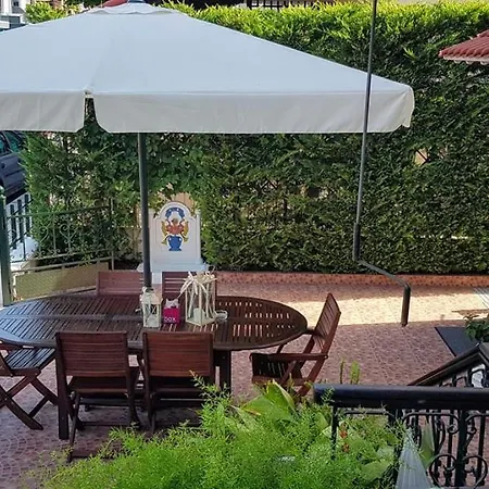 Moras Lägenhetshotell 3*